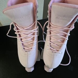 Soft Cloth Pink Roller Skates Size 9 Womens